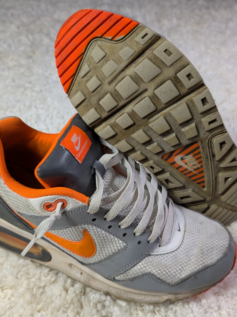 Nike Air Max Navigate Men’s Athletic Sneakers